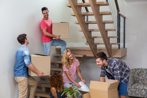 Student storage options in Fulham for boxes and personal belongings